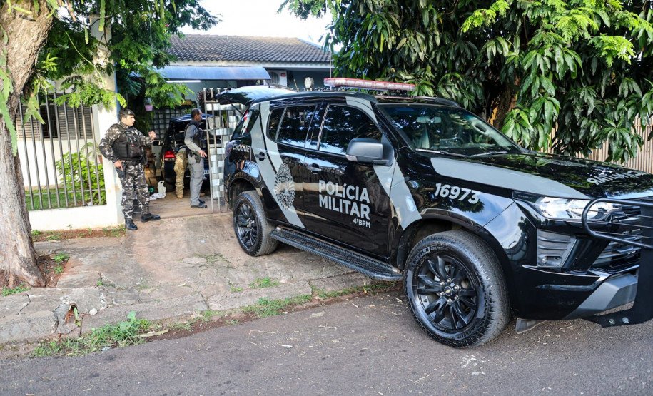 Polícias do Paraná prendem 25 integrantes de organização que movia 1,5 tonelada de drogas por mês